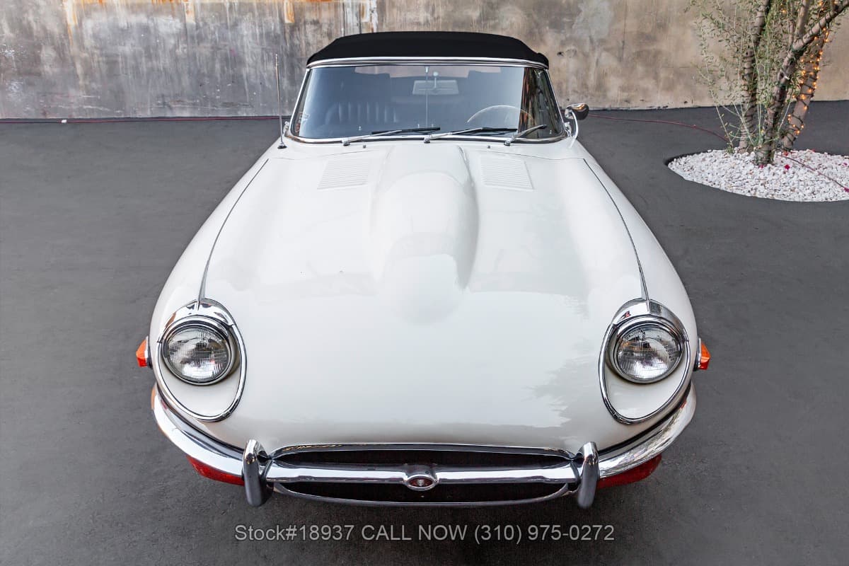 1971 Jaguar XKE Series II Roadster thumbnail 6