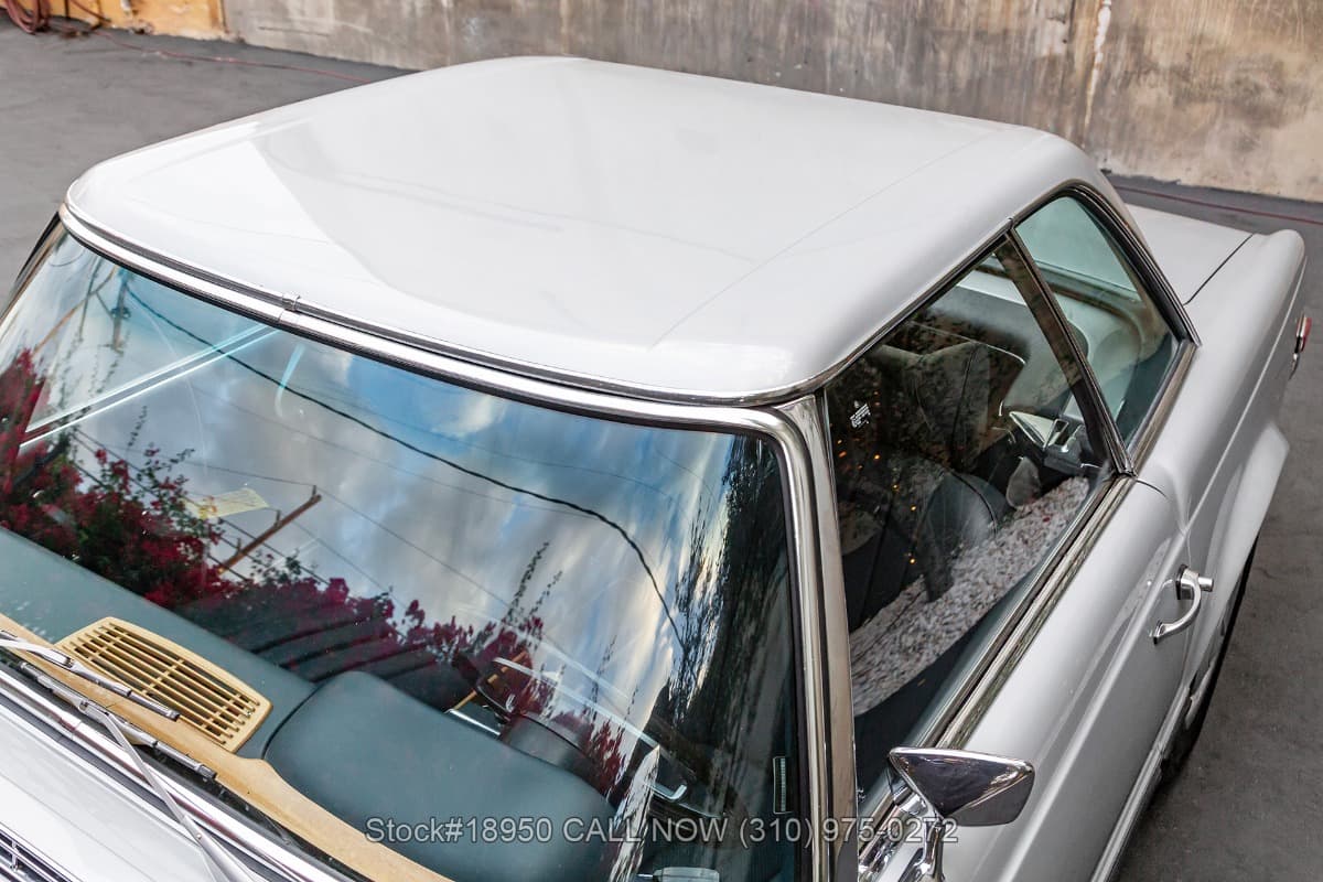 1971 Mercedes 280SL thumbnail 8