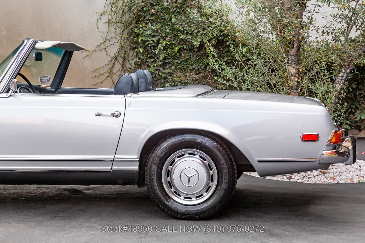 1971 Mercedes 280SL thumbnail 10