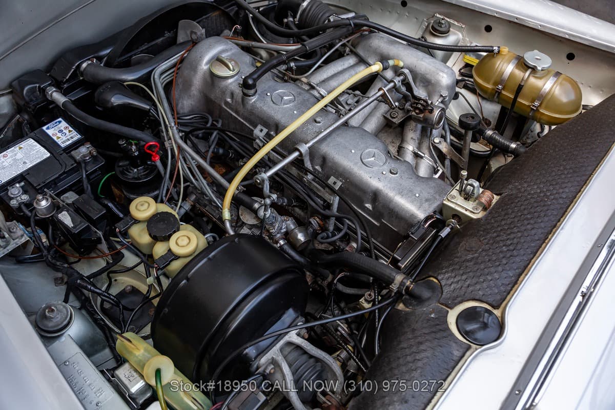 1971 Mercedes 280SL thumbnail 16