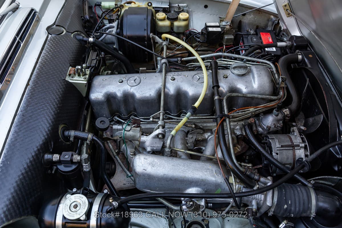 1971 Mercedes 280SL Pagoda thumbnail 17