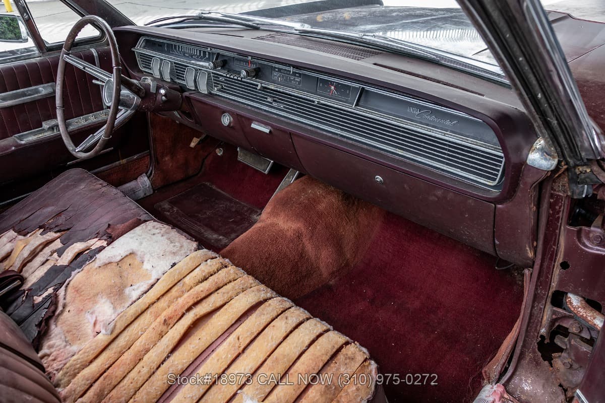 1965 Lincoln Continental Convertible thumbnail 21