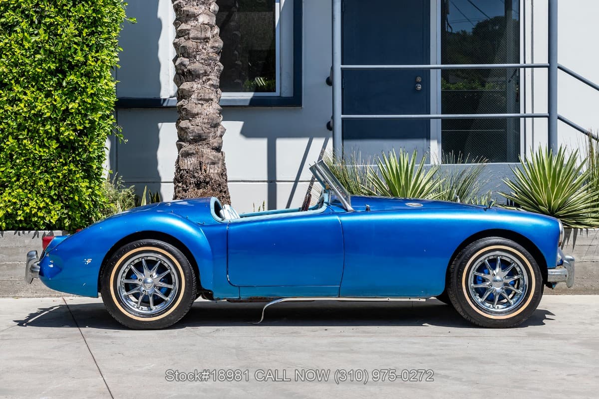 1957 MG A Roadster thumbnail 4