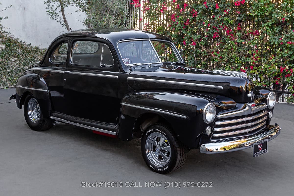 1948 Ford Super Deluxe thumbnail 3