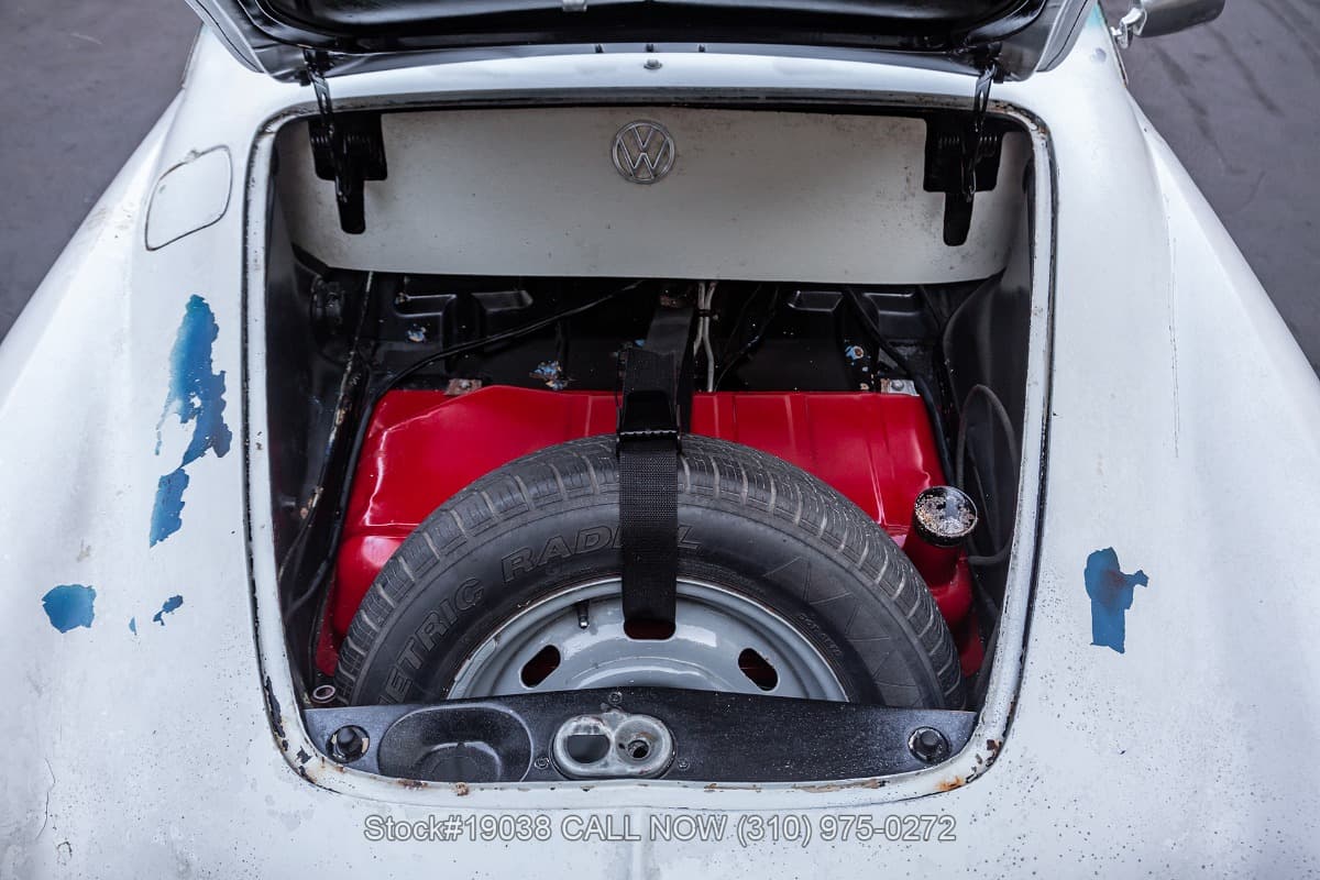 1968 Volkswagen Karmann Ghia Coupe thumbnail 18