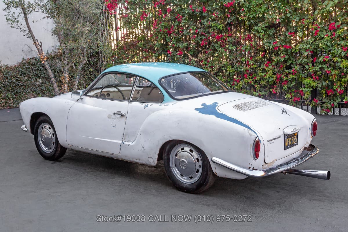 1968 Volkswagen Karmann Ghia Coupe thumbnail 6
