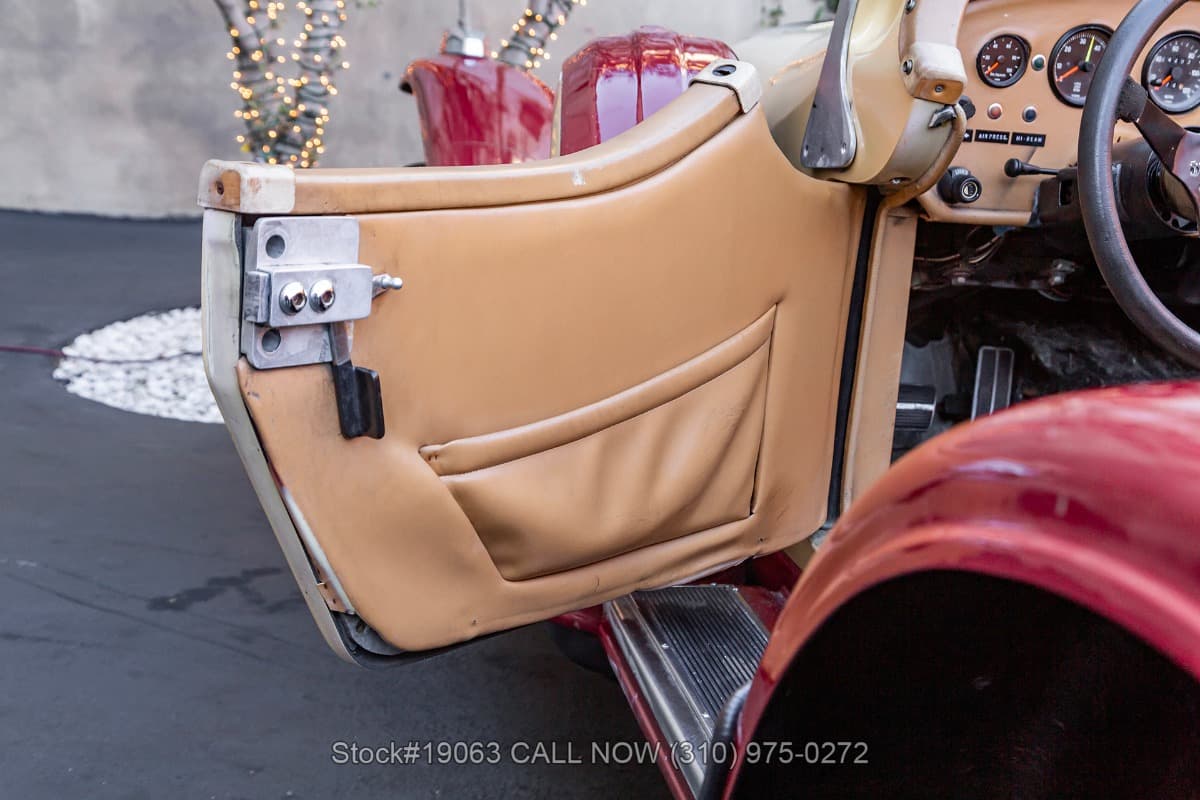 1977 Excalibur Phaeton Series III thumbnail 14