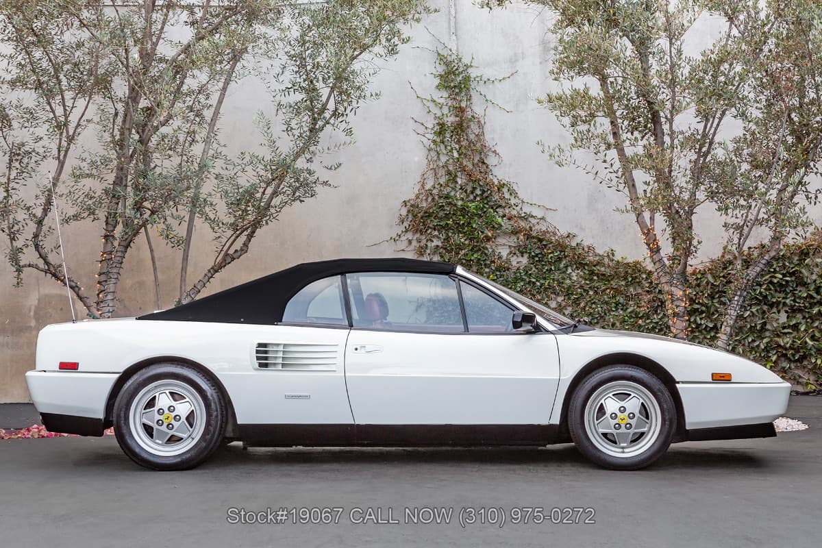 1990 Ferrari Mondial T Cabriolet thumbnail 7