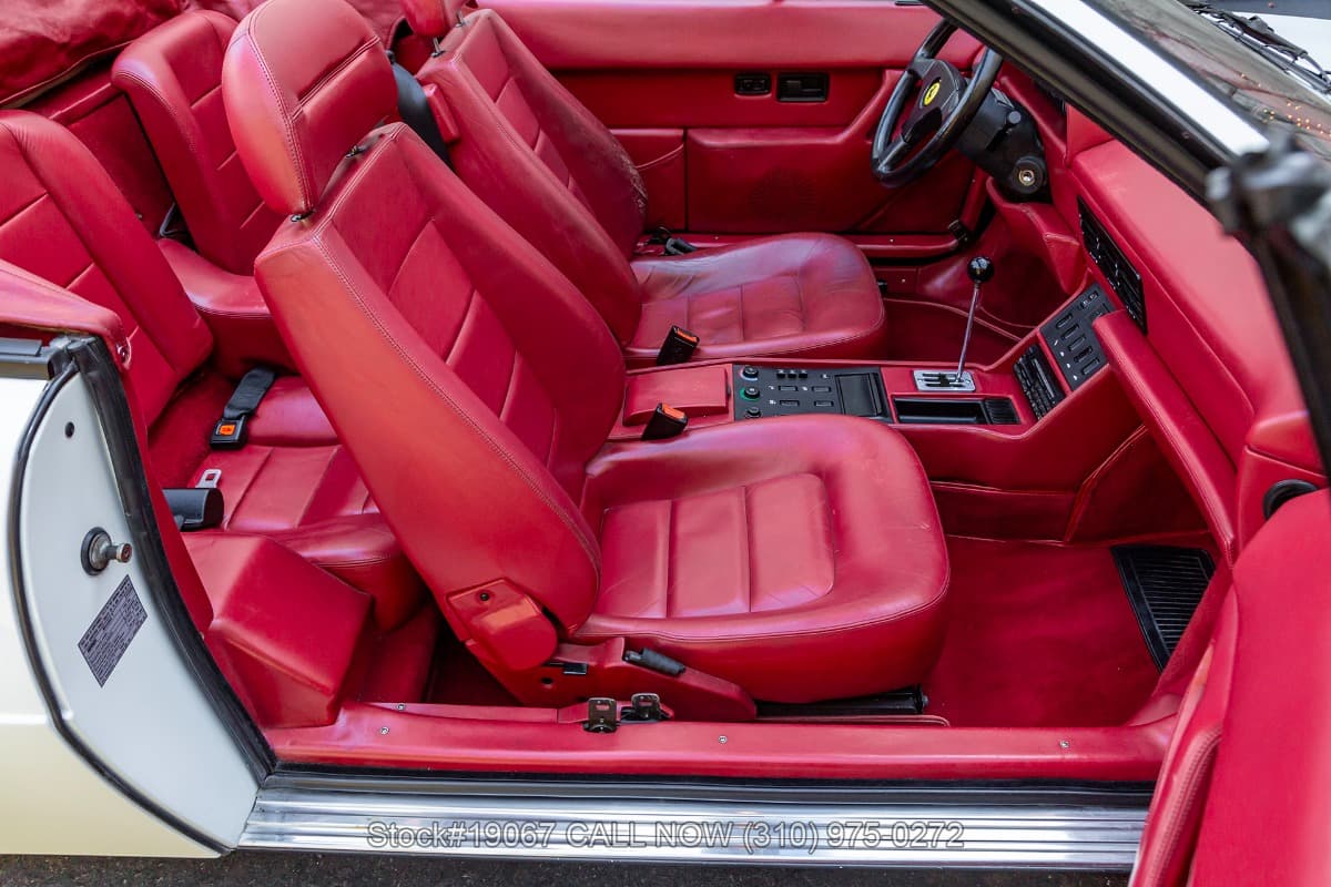 1990 Ferrari Mondial T Cabriolet thumbnail 16
