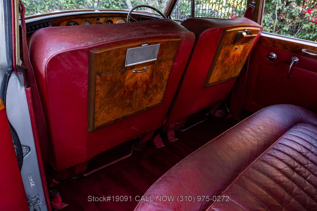 1965 Rolls-Royce Silver Cloud III Right-Hand-Drive thumbnail 12