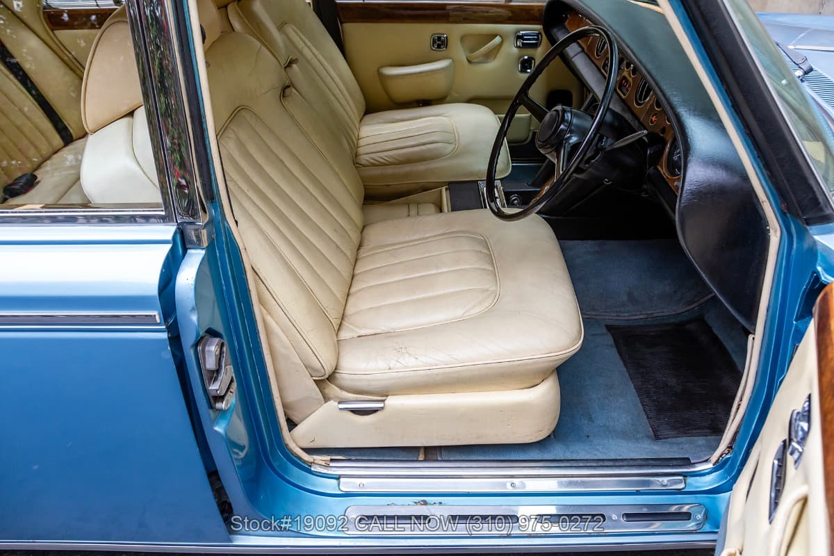 1971 Rolls-Royce Silver Shadow Long-Wheel-Base Right-Hand-Drive thumbnail 15