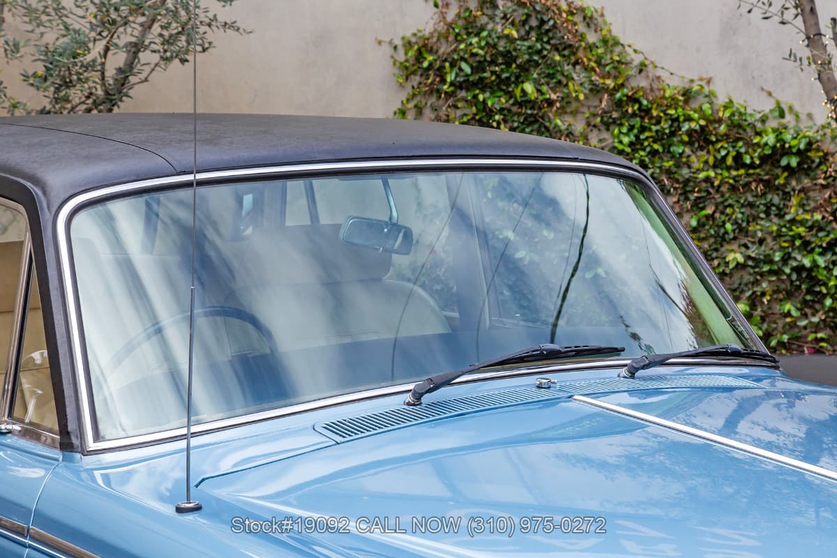 1971 Rolls-Royce Silver Shadow Long-Wheel-Base Right-Hand-Drive thumbnail 7