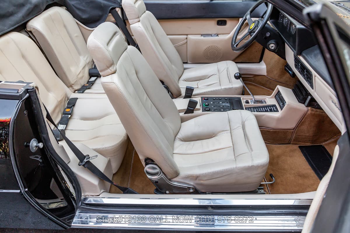 1983 Ferrari Mondial Cabriolet thumbnail 17