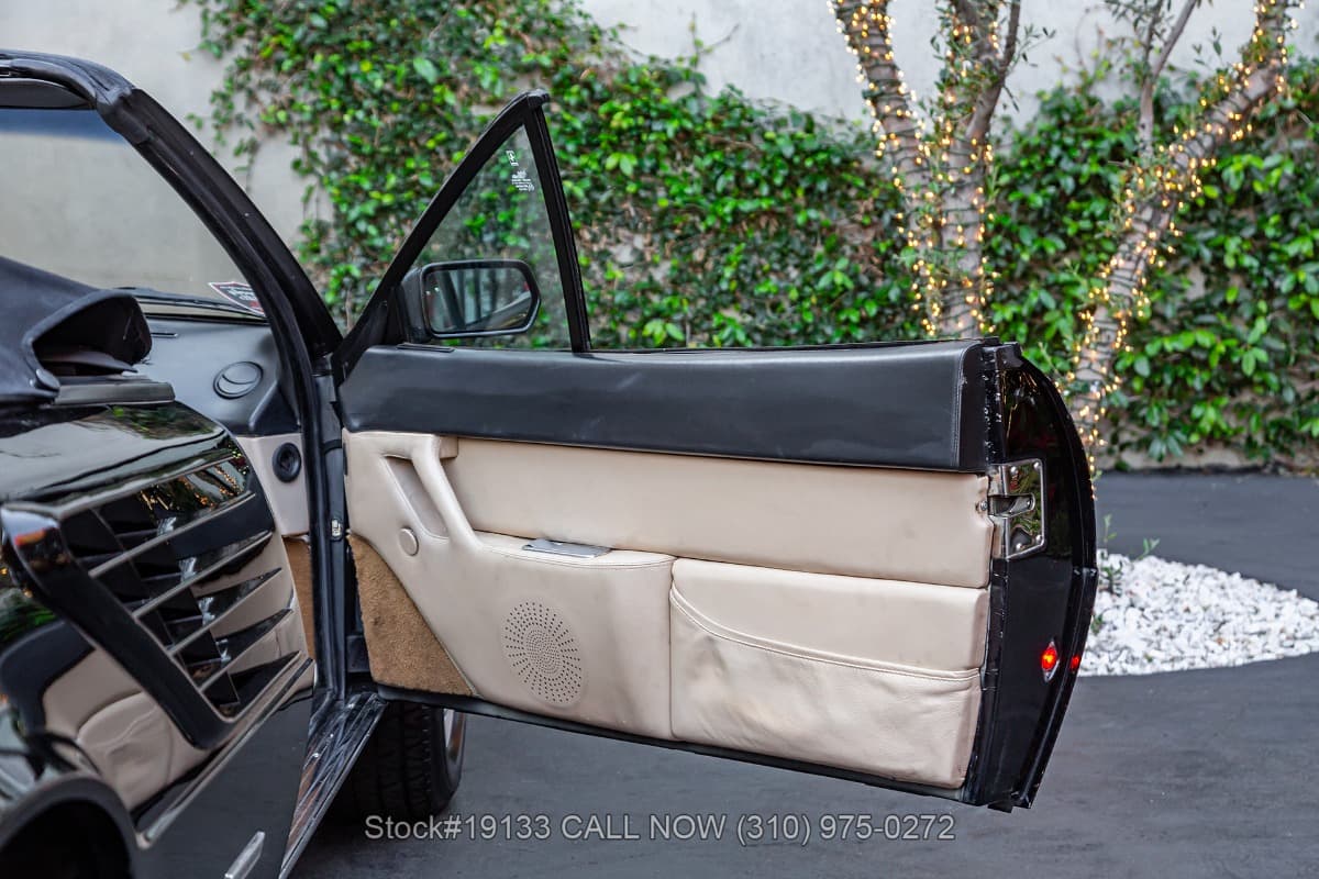1983 Ferrari Mondial Cabriolet thumbnail 19