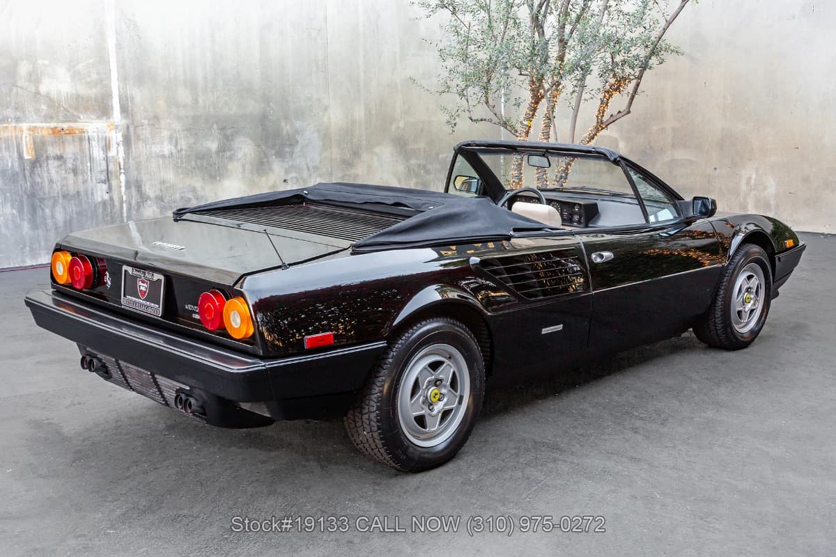 1983 Ferrari Mondial Cabriolet thumbnail 4