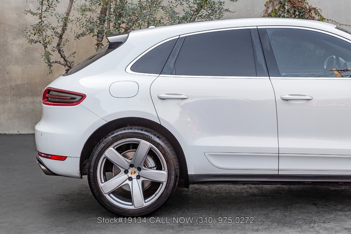2015 Porsche Macan S thumbnail 8