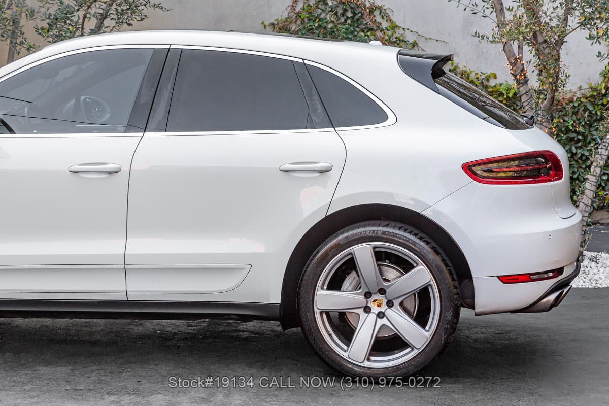 2015 Porsche Macan S thumbnail 9
