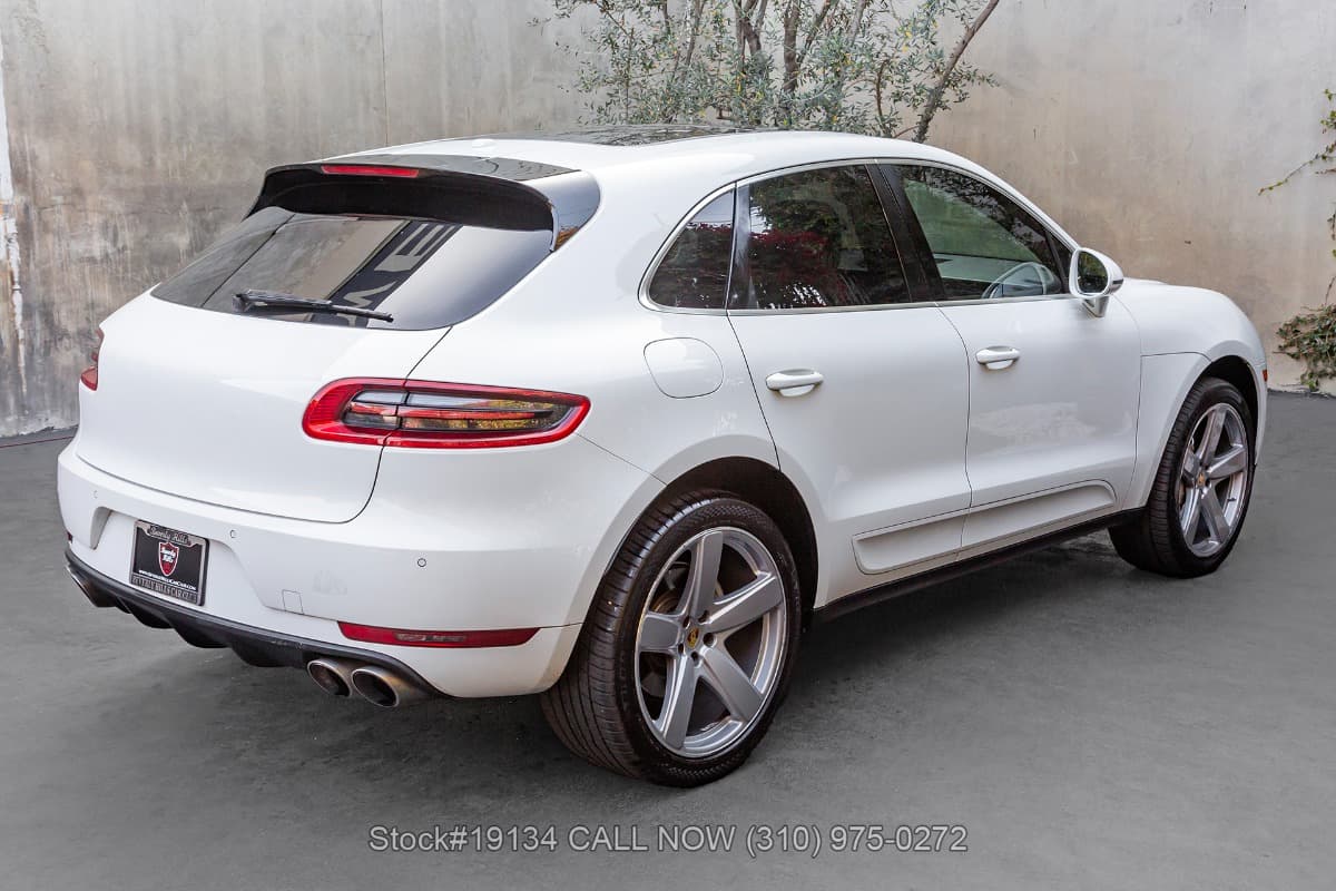 2015 Porsche Macan S thumbnail 4