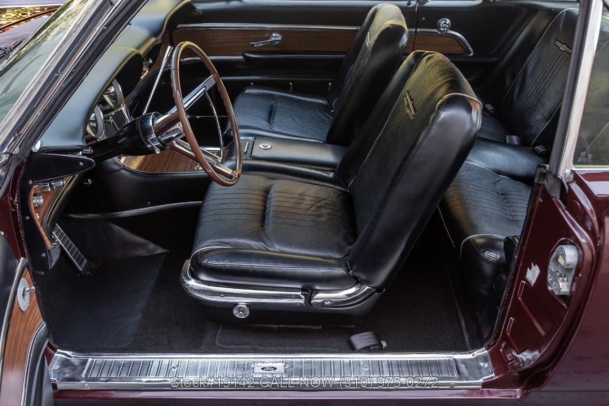 1963 Ford Thunderbird Landau thumbnail 12