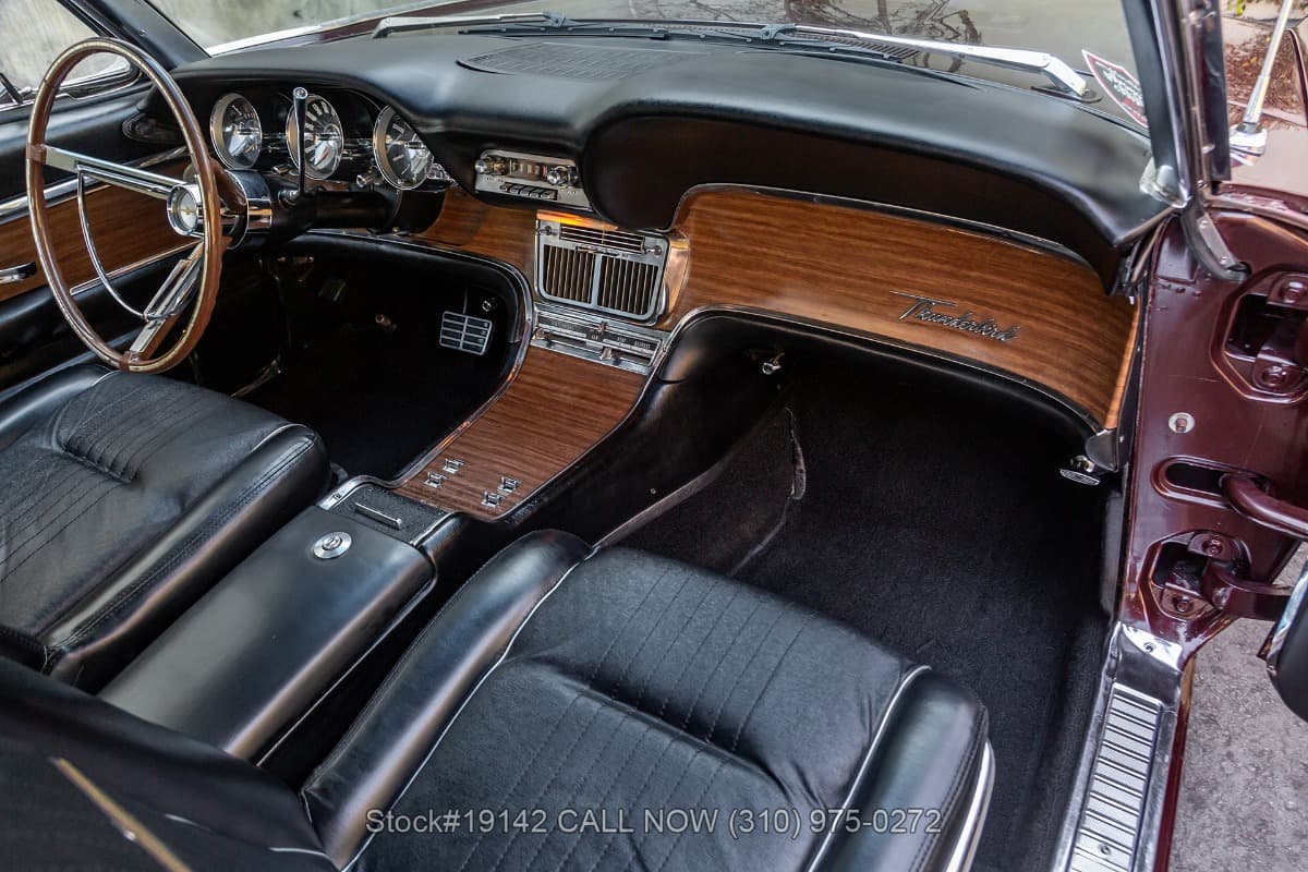 1963 Ford Thunderbird Landau thumbnail 17