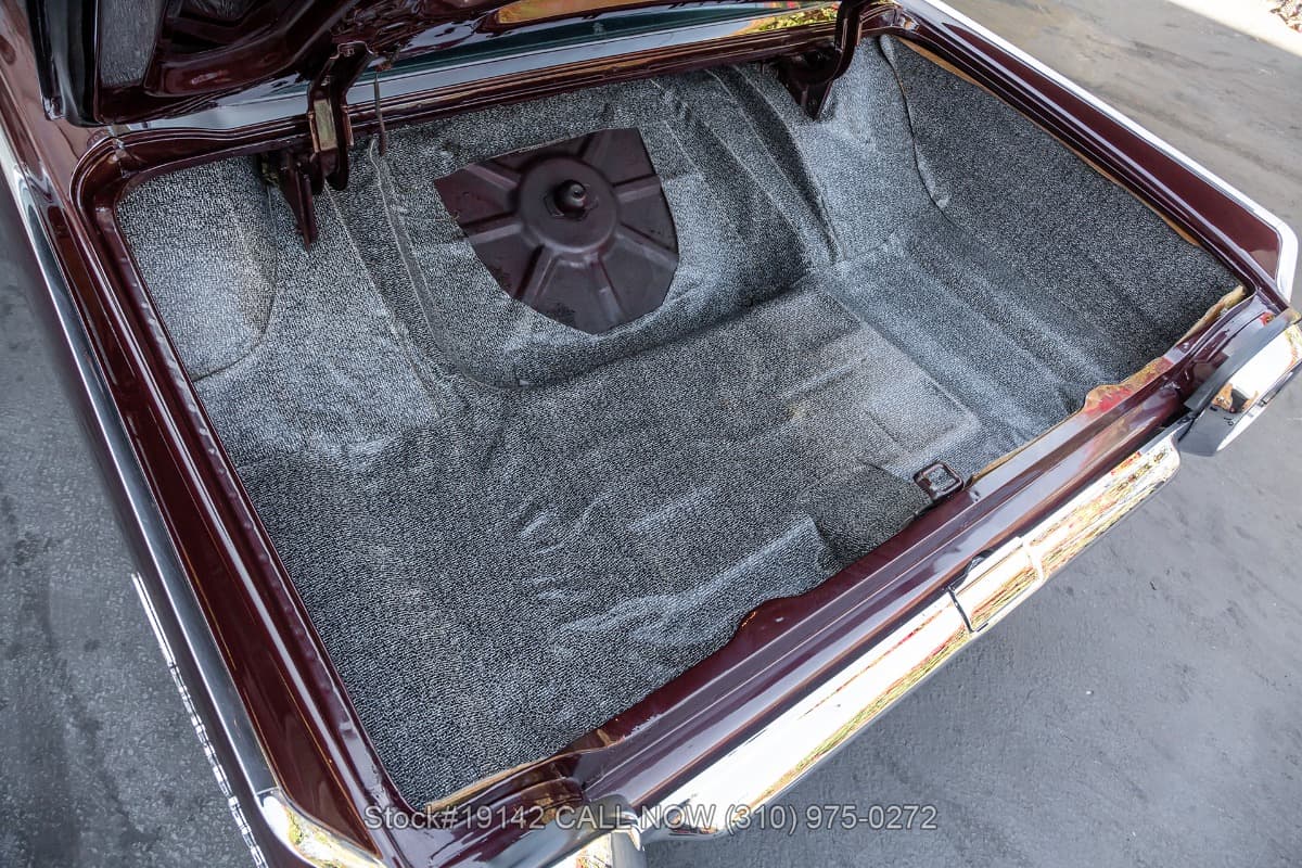 1963 Ford Thunderbird Landau thumbnail 19