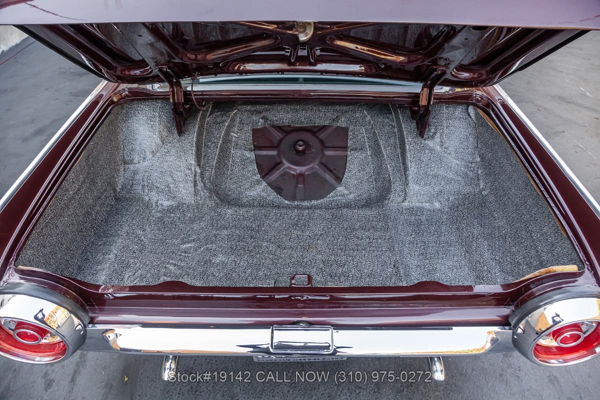 1963 Ford Thunderbird Landau thumbnail 20