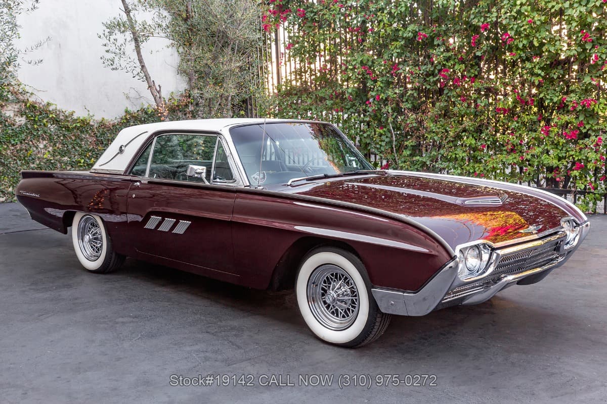 1963 Ford Thunderbird Landau thumbnail 3