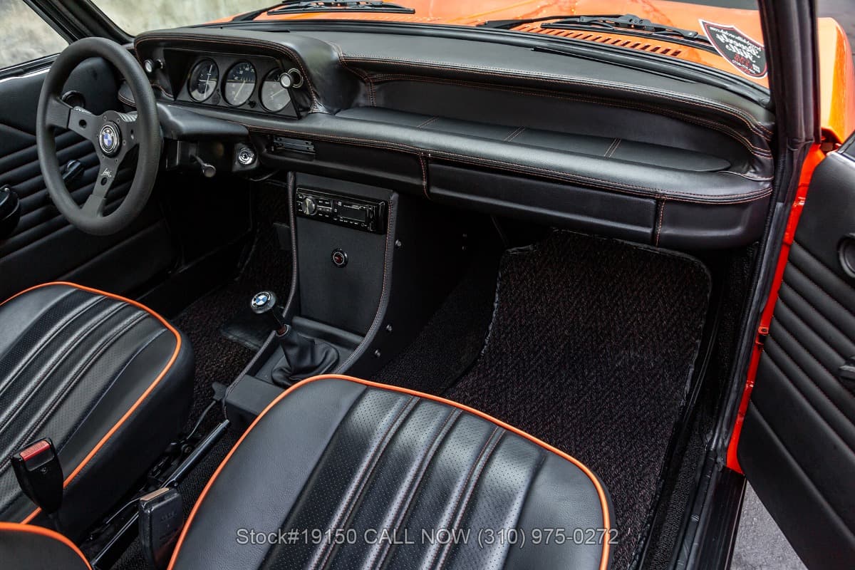 1976 BMW 2002 thumbnail 16