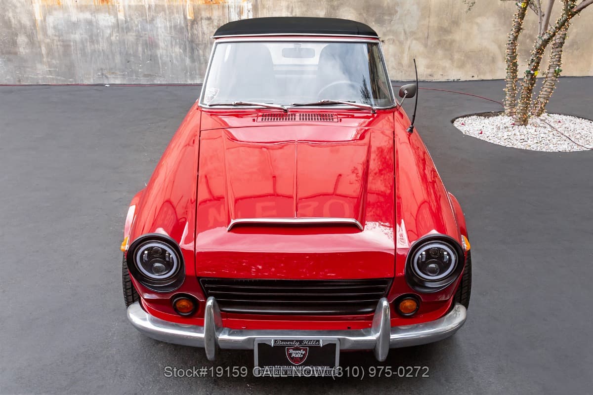 1969 Datsun 2000 Roadster Restomod thumbnail 7