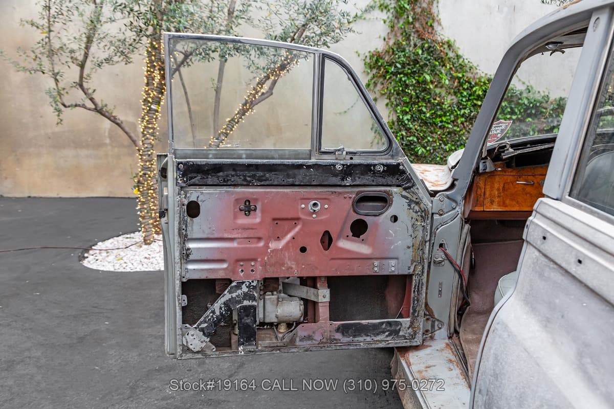 1965 Rolls-Royce Silver Cloud III Right-Hand-Drive thumbnail 8