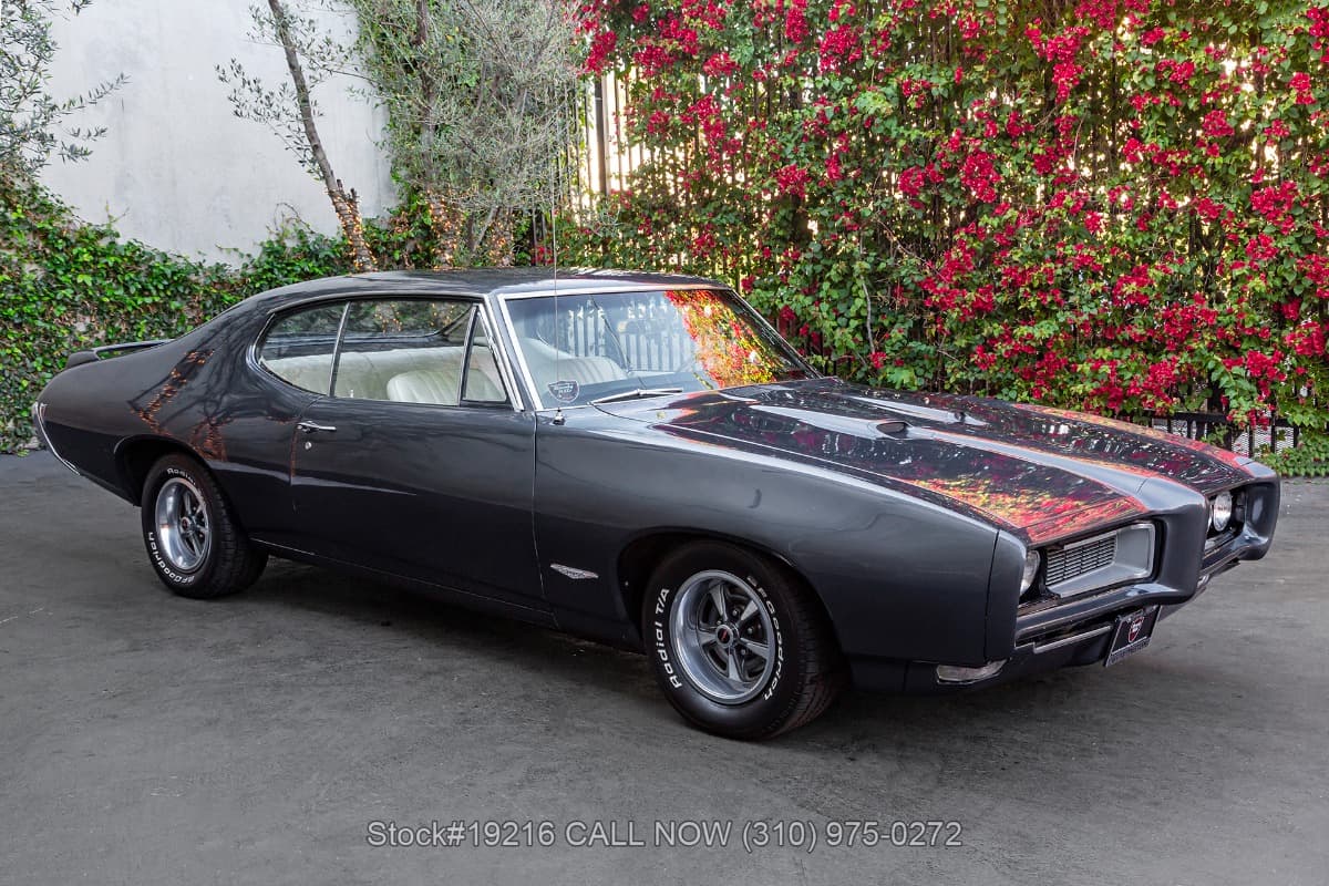 1968 Pontiac GTO Hardtop Coupe 4-Speed thumbnail 3