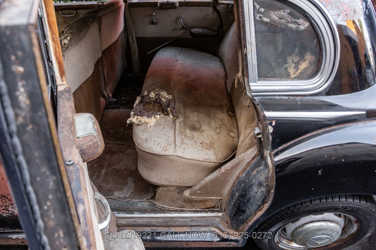 1952 Mercedes 300B Adenauer thumbnail 16