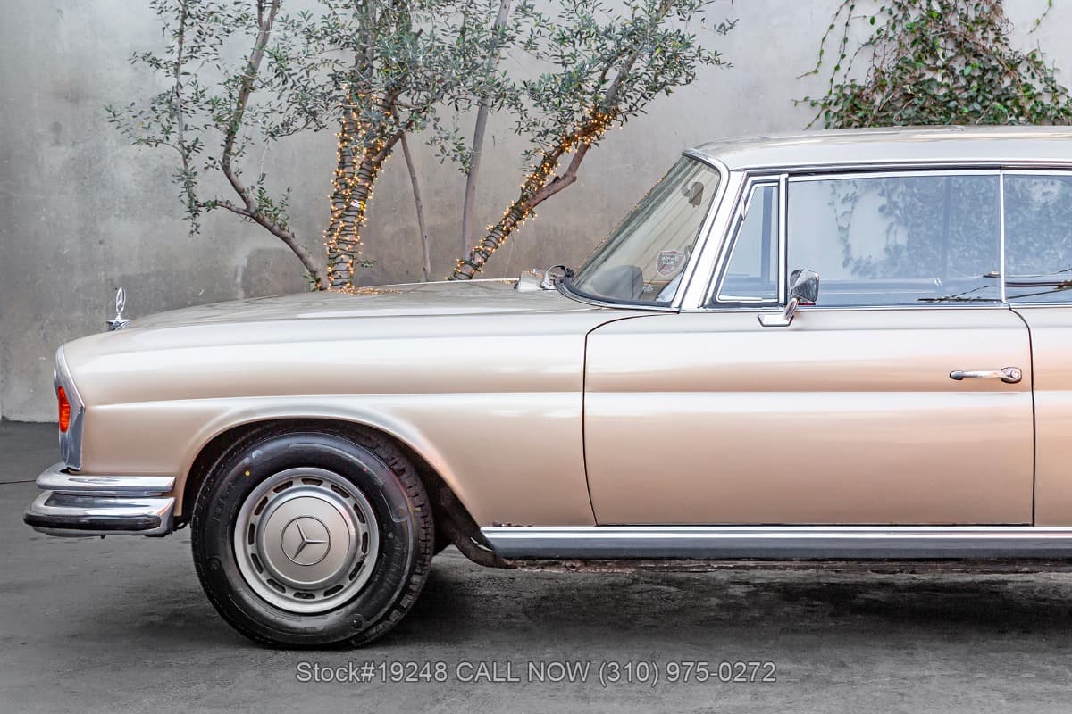 1970 Mercedes 280SE 3.5 Sunroof Coupe thumbnail 10