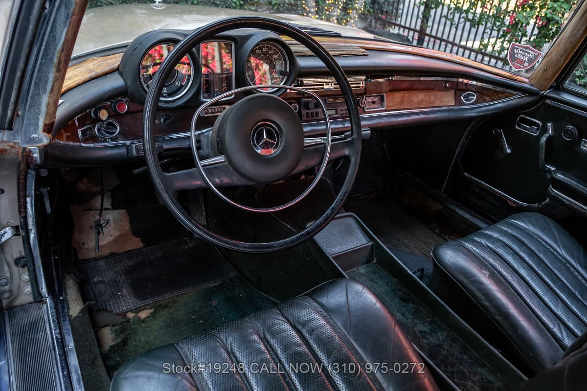 1970 Mercedes 280SE 3.5 Sunroof Coupe thumbnail 15