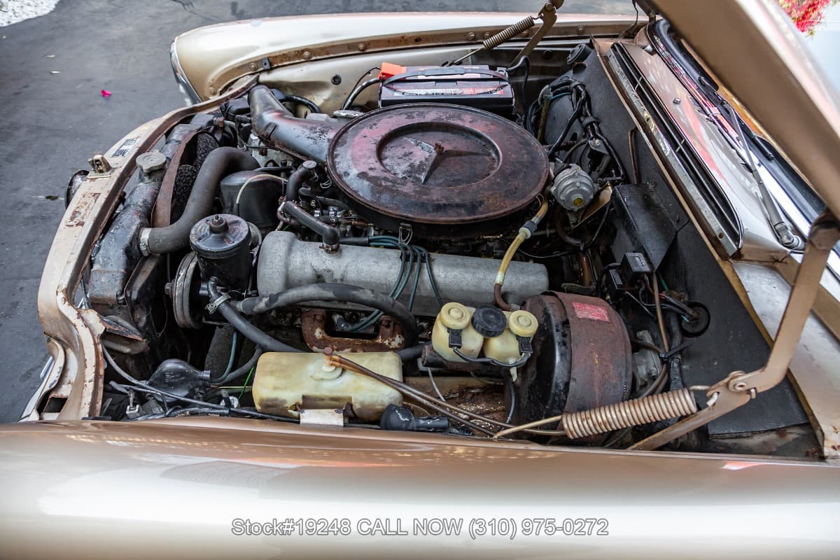 1970 Mercedes 280SE 3.5 Sunroof Coupe thumbnail 23