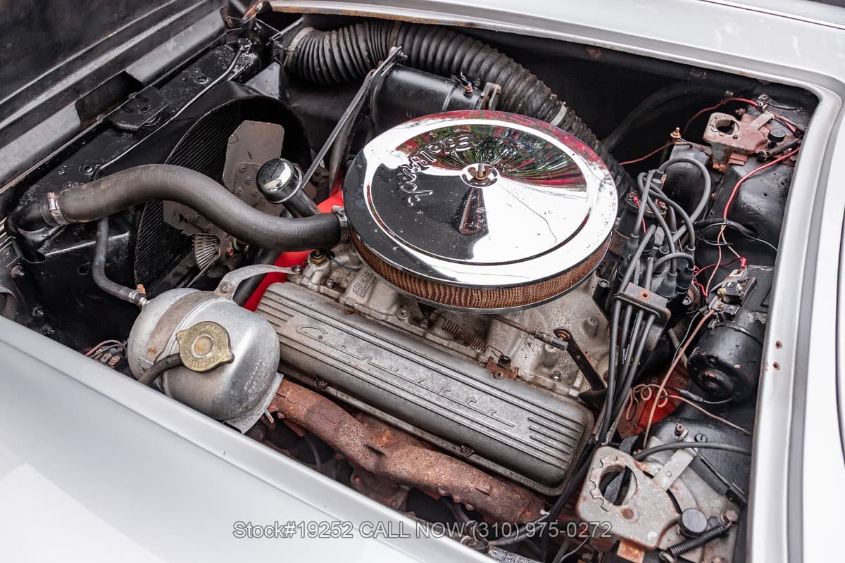1961 Chevrolet Corvette Convertible with 2 Tops thumbnail 24