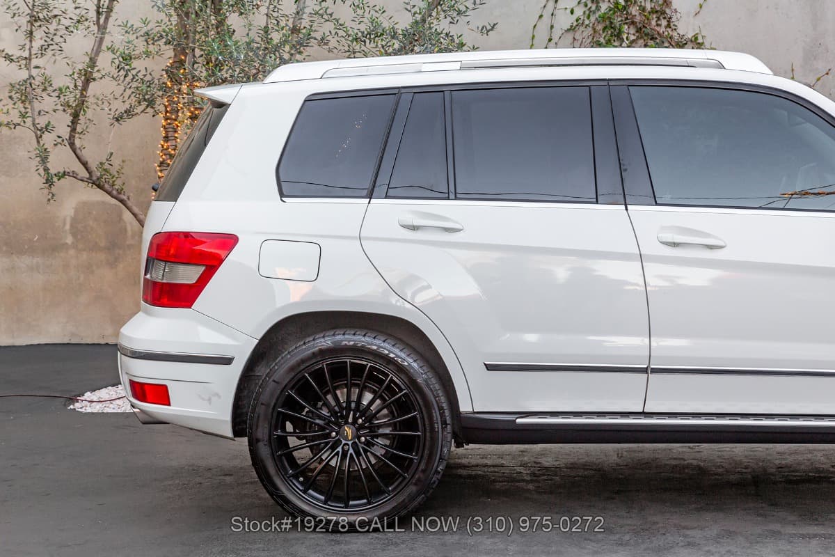 2010 Mercedes GLK350 thumbnail 8