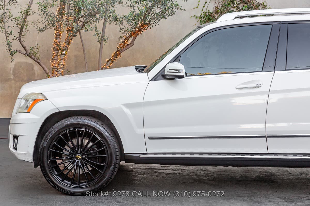 2010 Mercedes GLK350 thumbnail 9