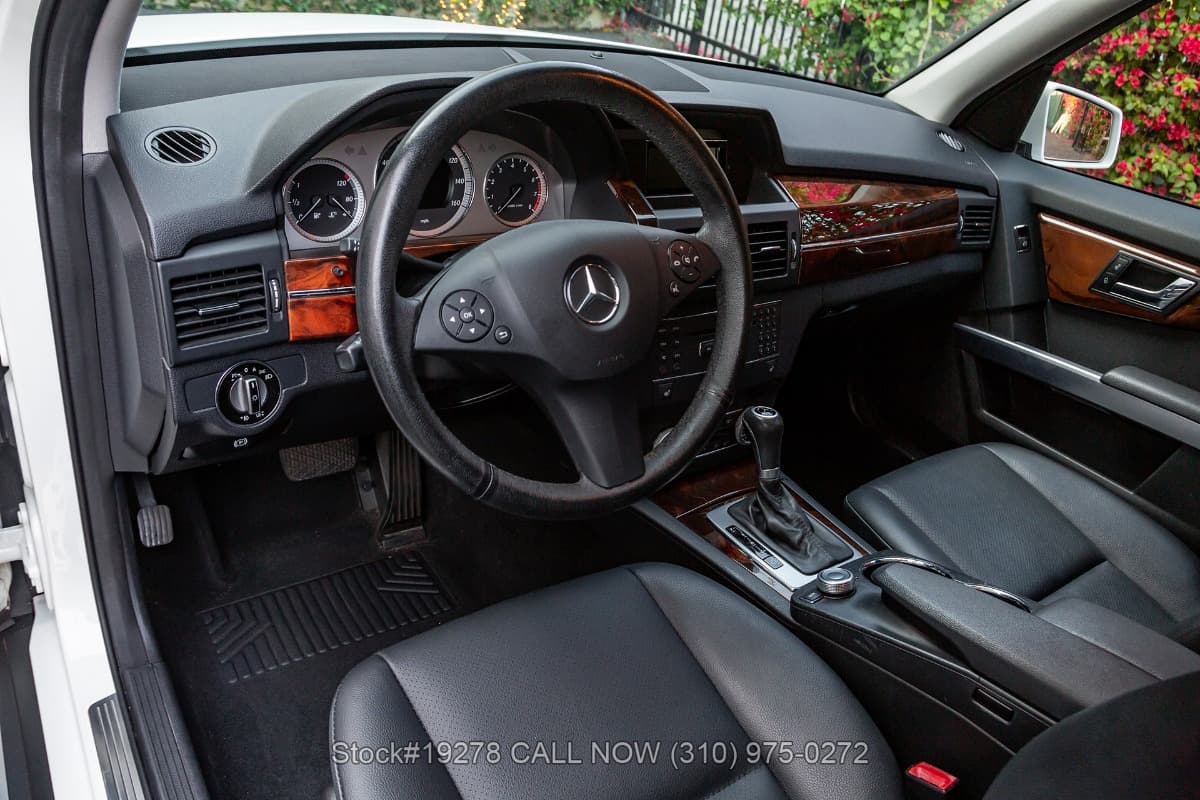 2010 Mercedes GLK350 thumbnail 12