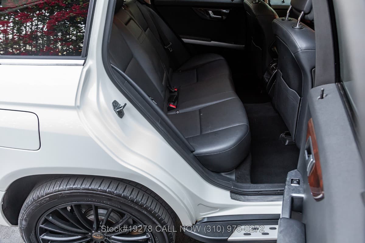 2010 Mercedes GLK350 thumbnail 16