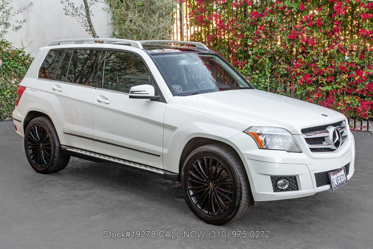 2010 Mercedes GLK350 thumbnail 3