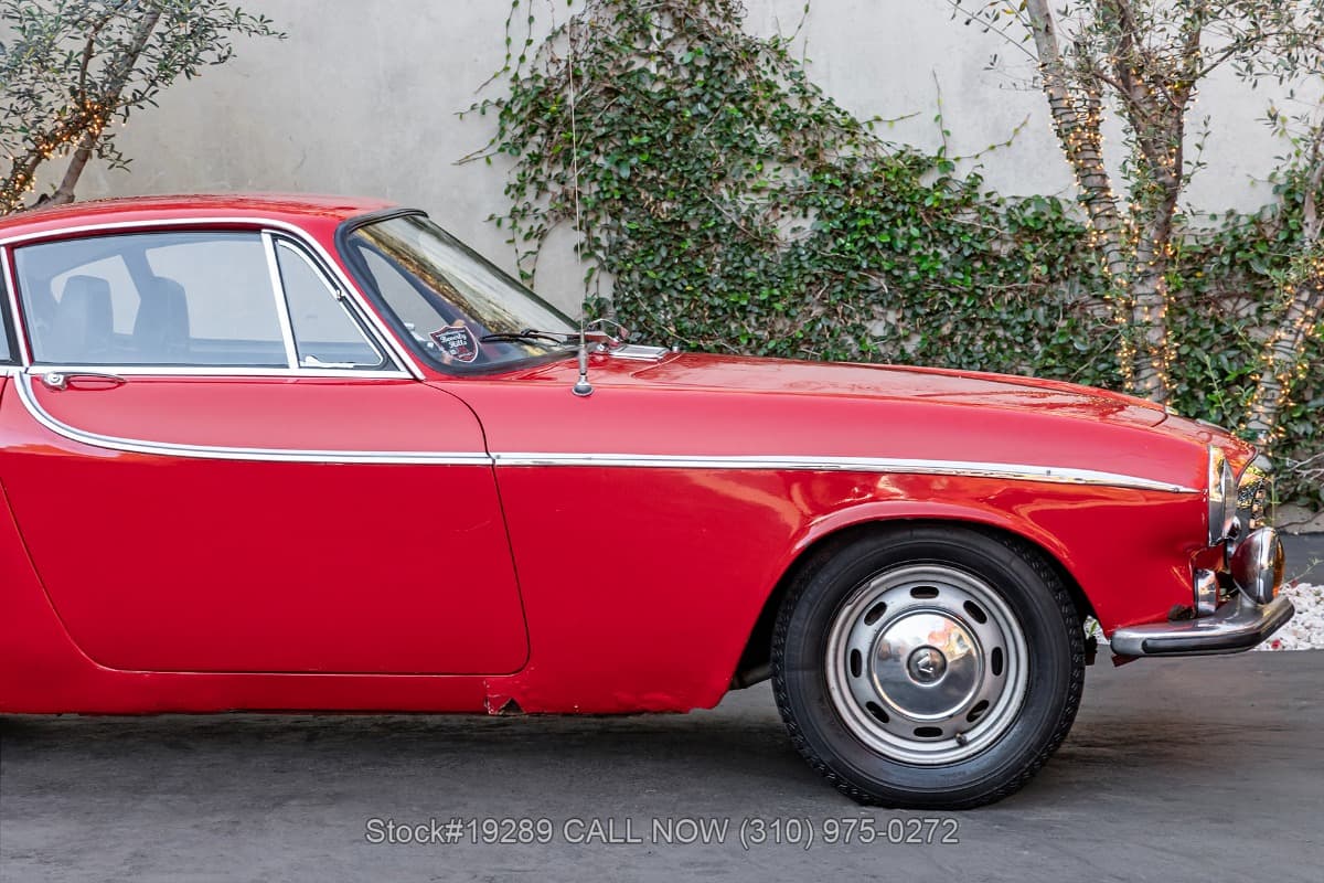 1966 Volvo P1800 4-Speed thumbnail 8