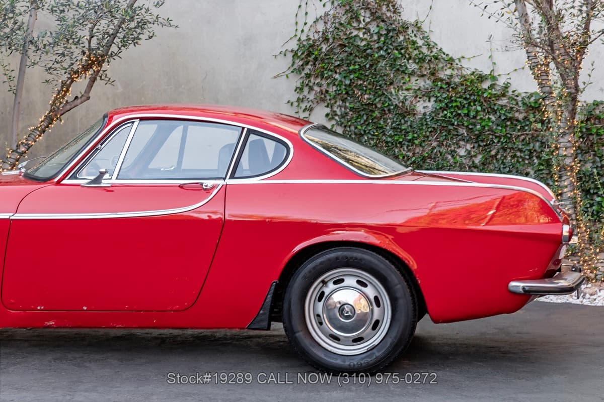1966 Volvo P1800 4-Speed thumbnail 10