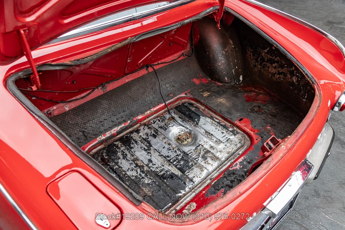 1966 Volvo P1800 4-Speed thumbnail 19