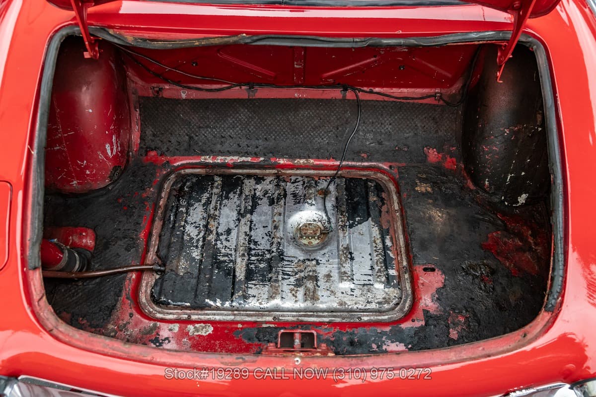 1966 Volvo P1800 4-Speed thumbnail 20
