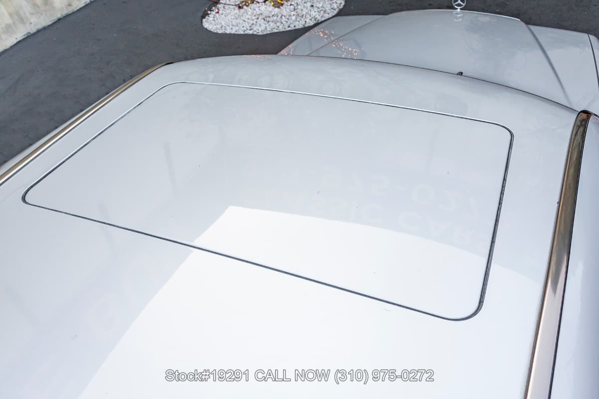 1992 Mercedes 400E thumbnail 10