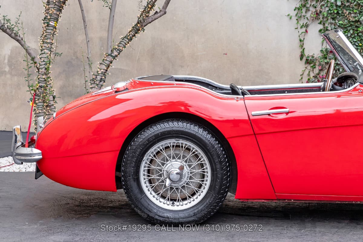 1959 Austin-Healey 100-6 Convertible Sports Car thumbnail 12