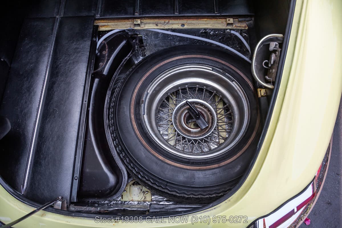 1966 Jaguar XKE Series I Fixed Head Coupe thumbnail 17