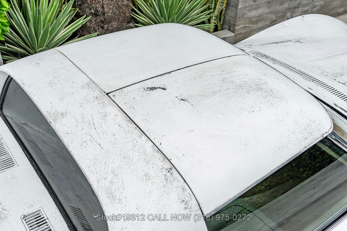 1971 Chevrolet Corvette With 2 Tops thumbnail 10