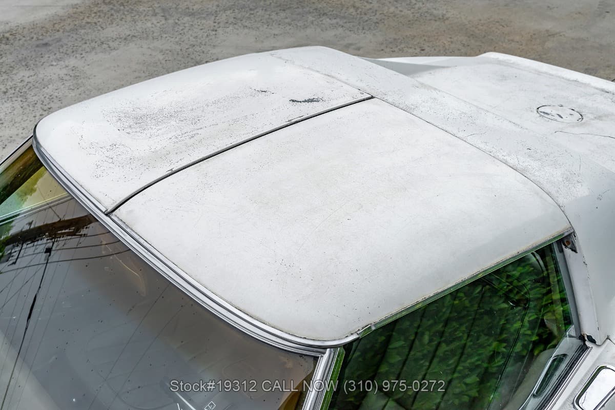 1971 Chevrolet Corvette With 2 Tops thumbnail 12
